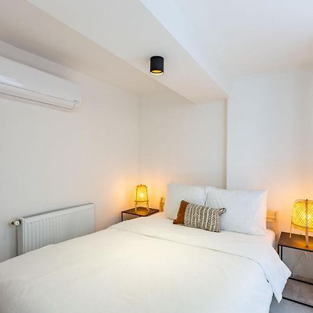 Excellent Flat With Lovely Backyard In Cihangir Provincia di Provincia di Istanbul Esterno foto