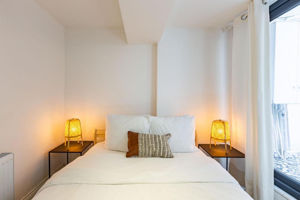 Excellent Flat With Lovely Backyard In Cihangir Provincia di Provincia di Istanbul Esterno foto