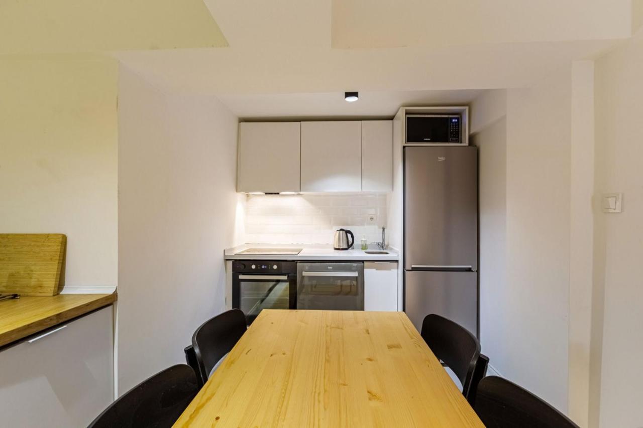 Excellent Flat With Lovely Backyard In Cihangir Provincia di Provincia di Istanbul Esterno foto